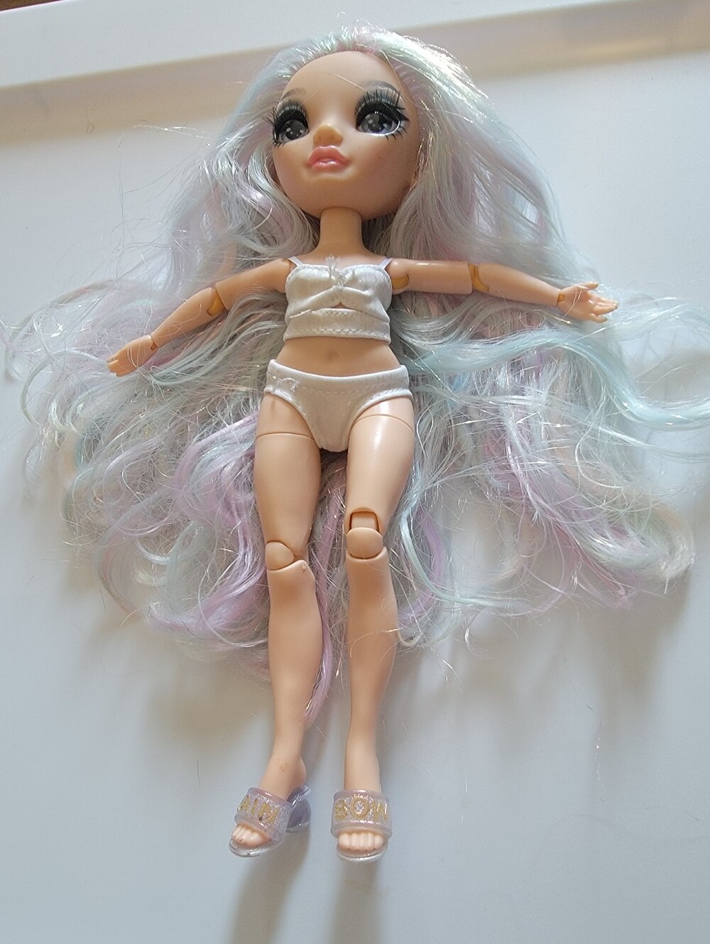 Rainbow High Margot De Perla Doll — Silver/Pastel Hair, Glitter Slides